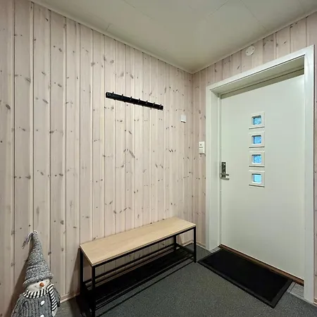 Arctic Fjord House - Fjord View, Sauna, Hot Tub *