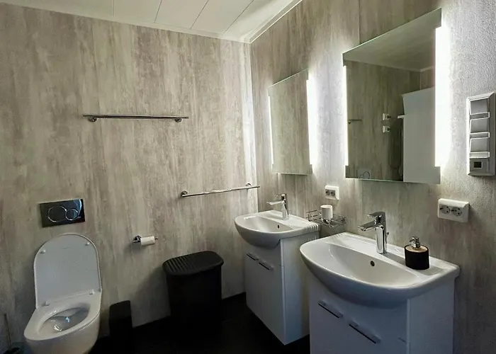 Arctic Fjord House - Fjord View, Sauna, Hot Tub Vila *